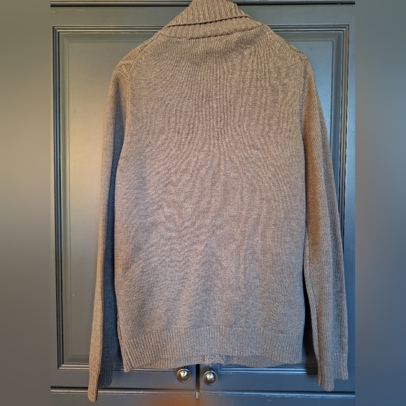 Aqua Toscano cable knit cardigan - Picture 3 of 3